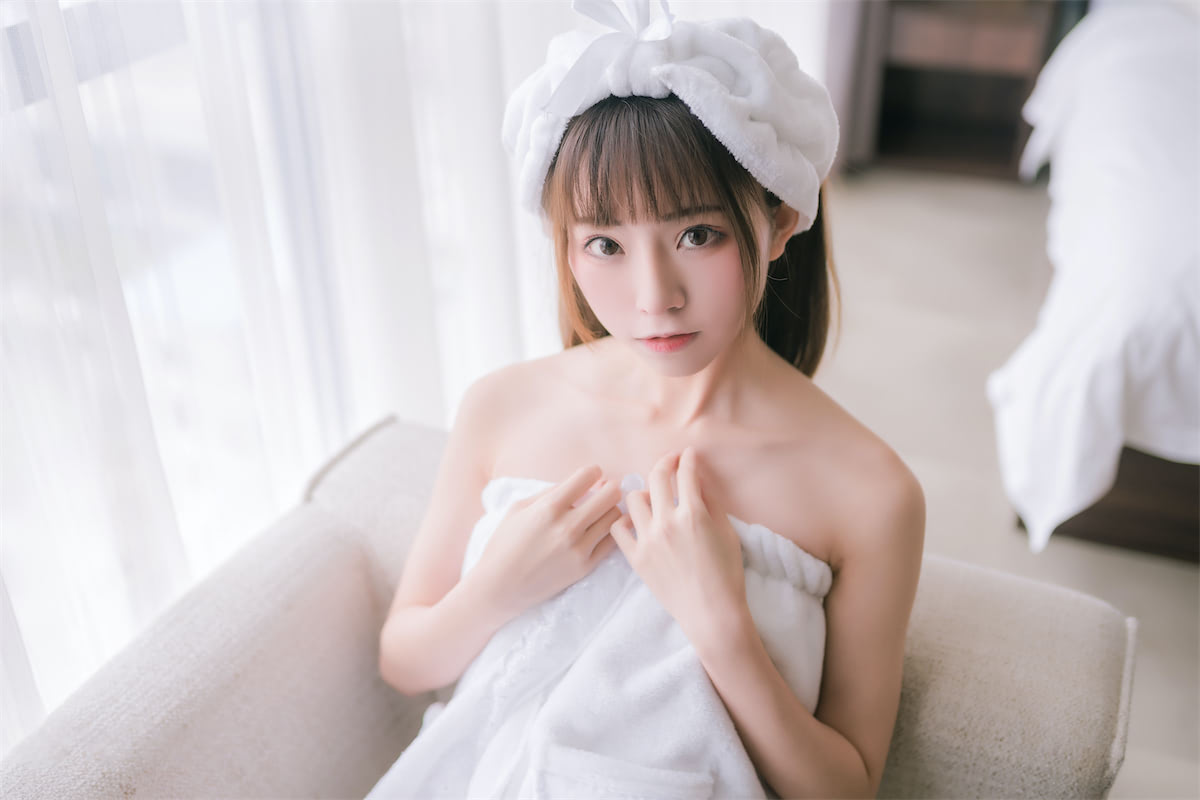 Kitaro_绮太郎 - 白浴巾 [44P] - 第5张 - 机器猫次元