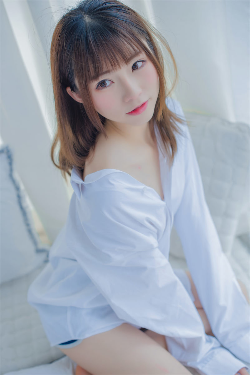 Kitaro_绮太郎 - 白衬衫 [48P] - 第1张 - 机器猫次元